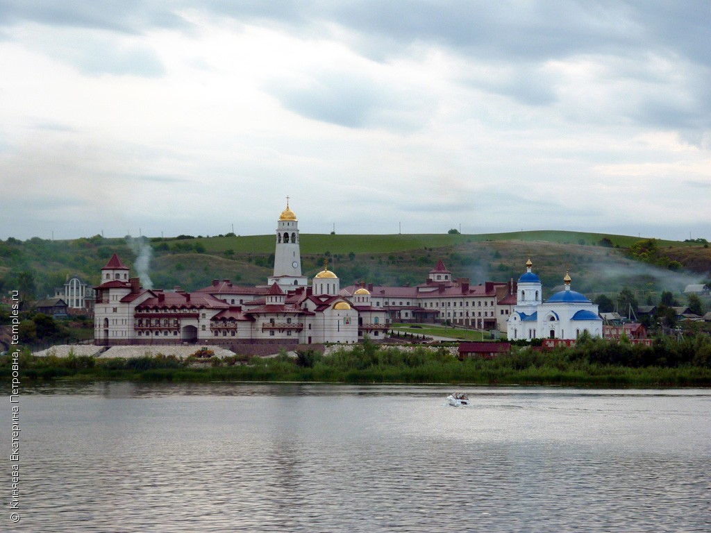 Казанский мужской монастырь в Винновке