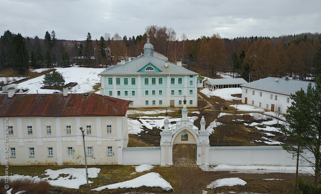 Павло-Обнорский мужской монастырь