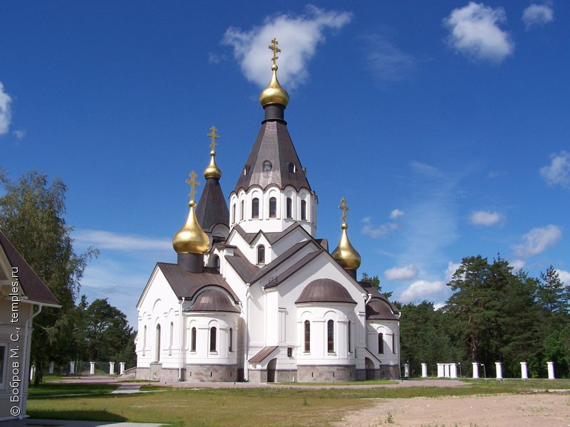 Собор Троицы Живоначальной в Усть-Луге